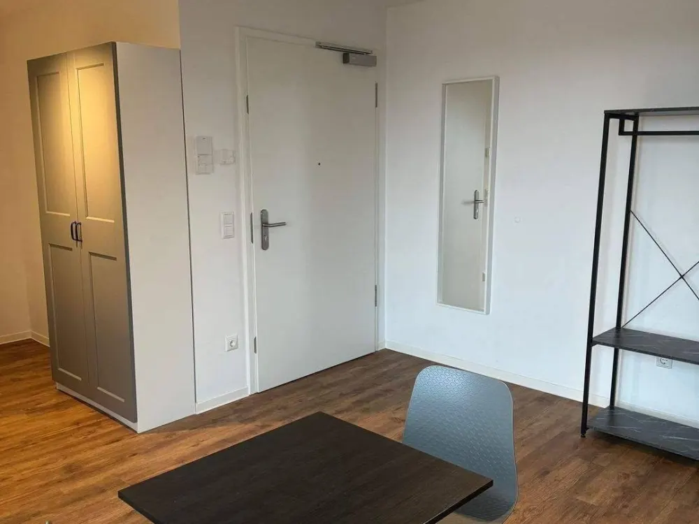 Modern möblierte 1-Zimmer-Single-Wohnung!