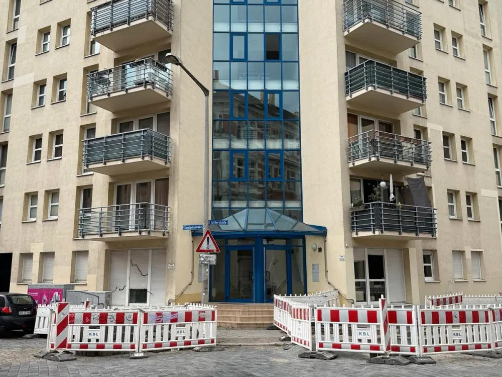 Einzimmerwohnung zu vermieten mit Balkon