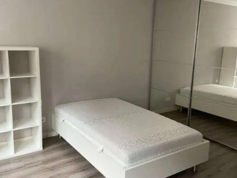 modernes Appartement im 2.OG am Hansaring mit EBK