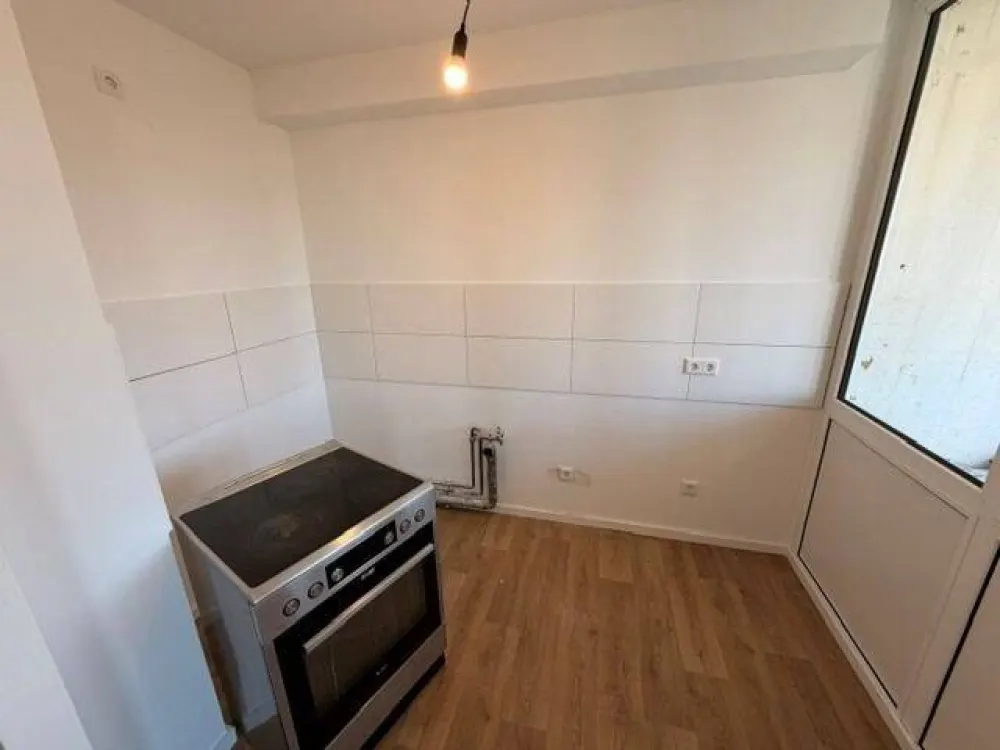 Raum für Ihre Ideen: Renovierungsbedürftige Wohnung mit großem Entwicklungspotenzial!