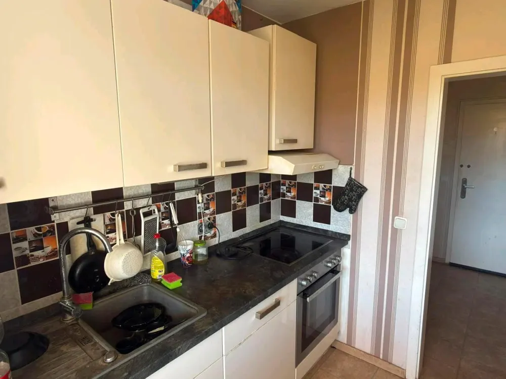 WG-Zimmer in 3-Zimmer-Wohnung ab sofort frei, Hannover-Misburg