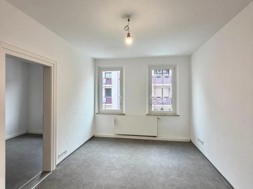 Attractive 2-Room Apartment in Desirable Location of Nürnberg-St. Johannis