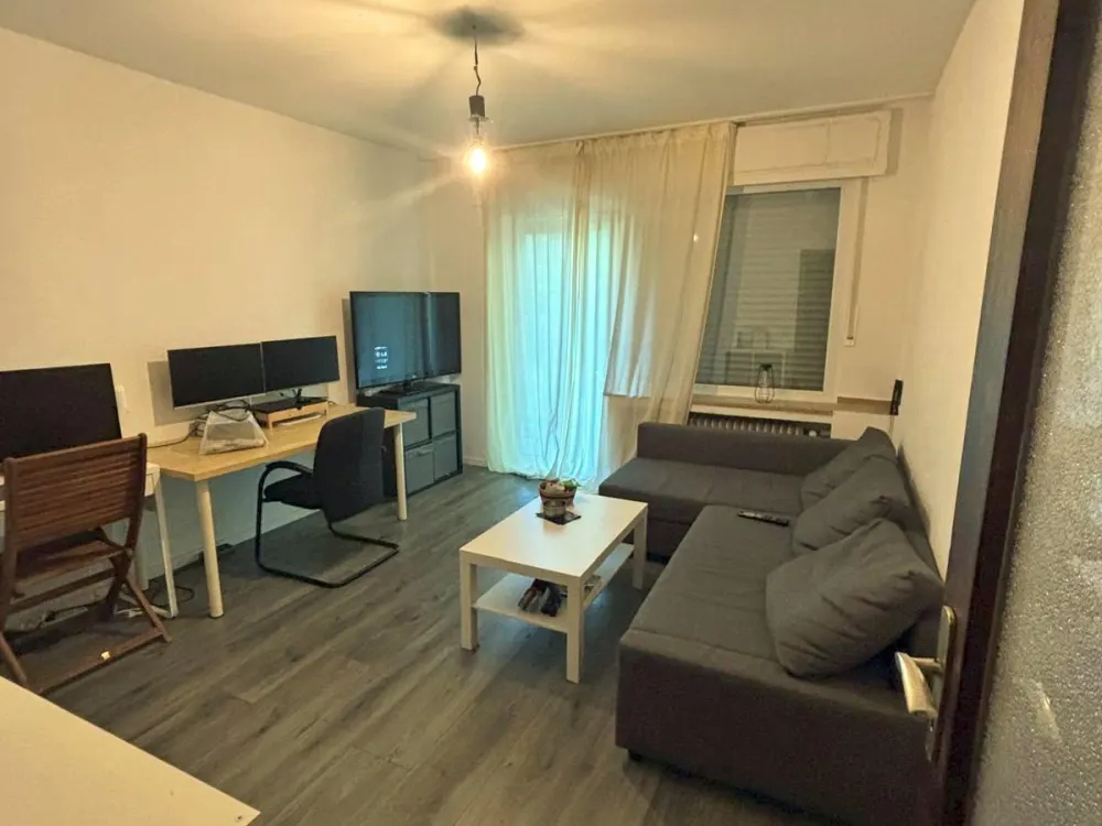 Düsseldorf-Angermund, möbiliertes 29 m2 Apartement mit Terrasse