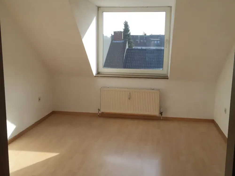 Helle Dachgeschosswohnung mit grosser Dachterrasse