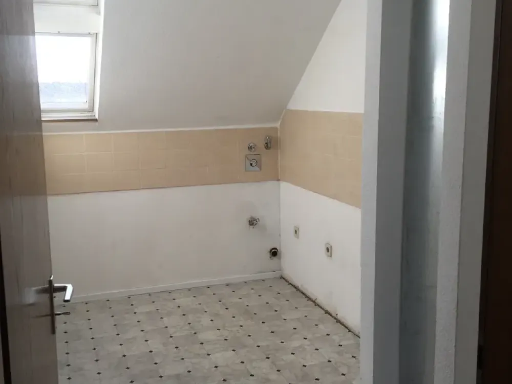 Helle Dachgeschosswohnung mit grosser Dachterrasse
