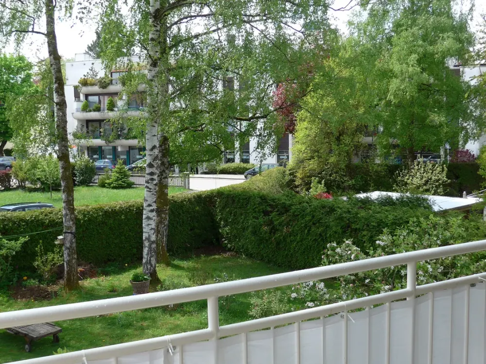 Quiet and bright 3-room apartment in Pullach im Isartal in a dream location