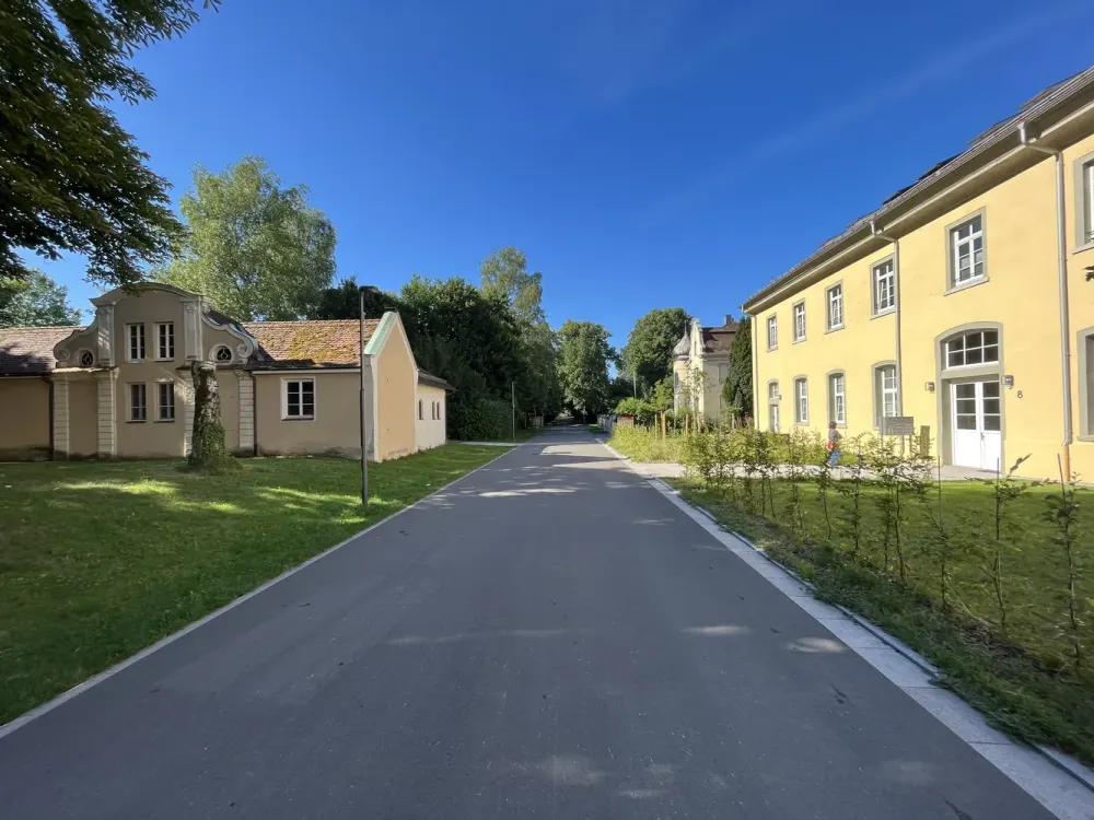 Teilmöblierte 2 Zimmer Wohnung in ruhiger Wohnlage
