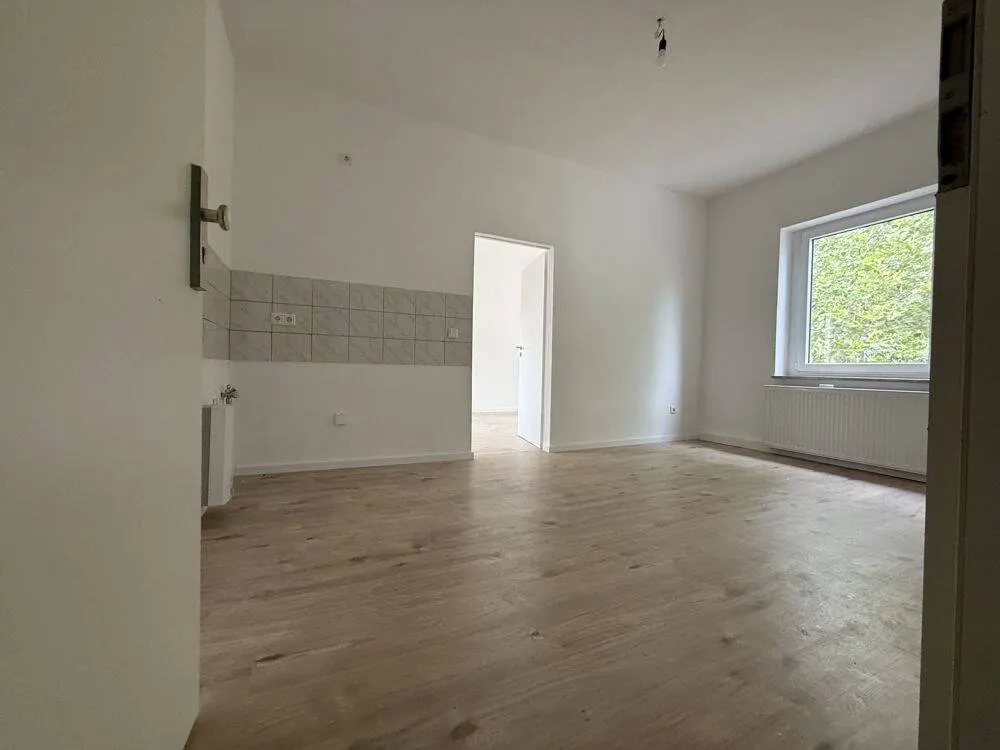 Frisch renovierte 2-Zimmer-Wohnung mit Wohnküche in Dortmund Innenstadt-Nord | nähe des Hoeschparks