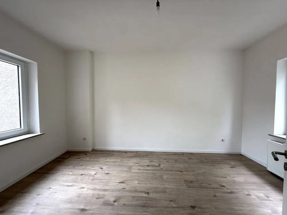 Frisch renovierte 2-Zimmer-Wohnung mit Wohnküche in Dortmund Innenstadt-Nord | nähe des Hoeschparks