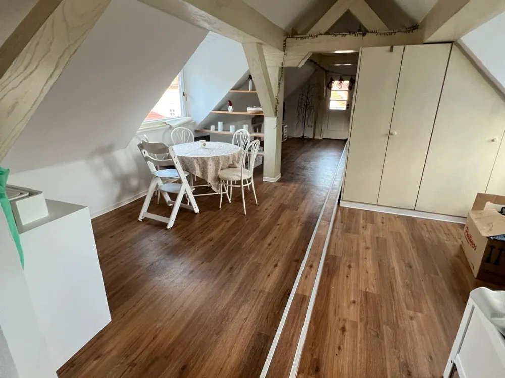 DG Wohnung mit Terrasse in Stuttgart Hedelfingen