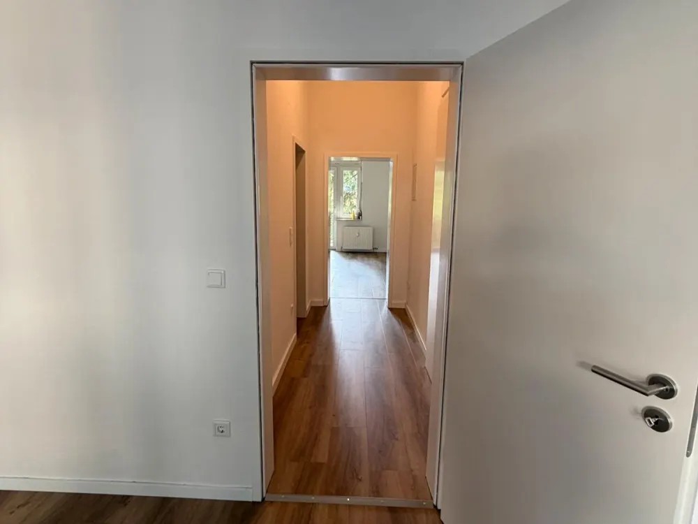 Sanierte Altbauwohnung 130qm Privatgarten Düsseldorf-Rath