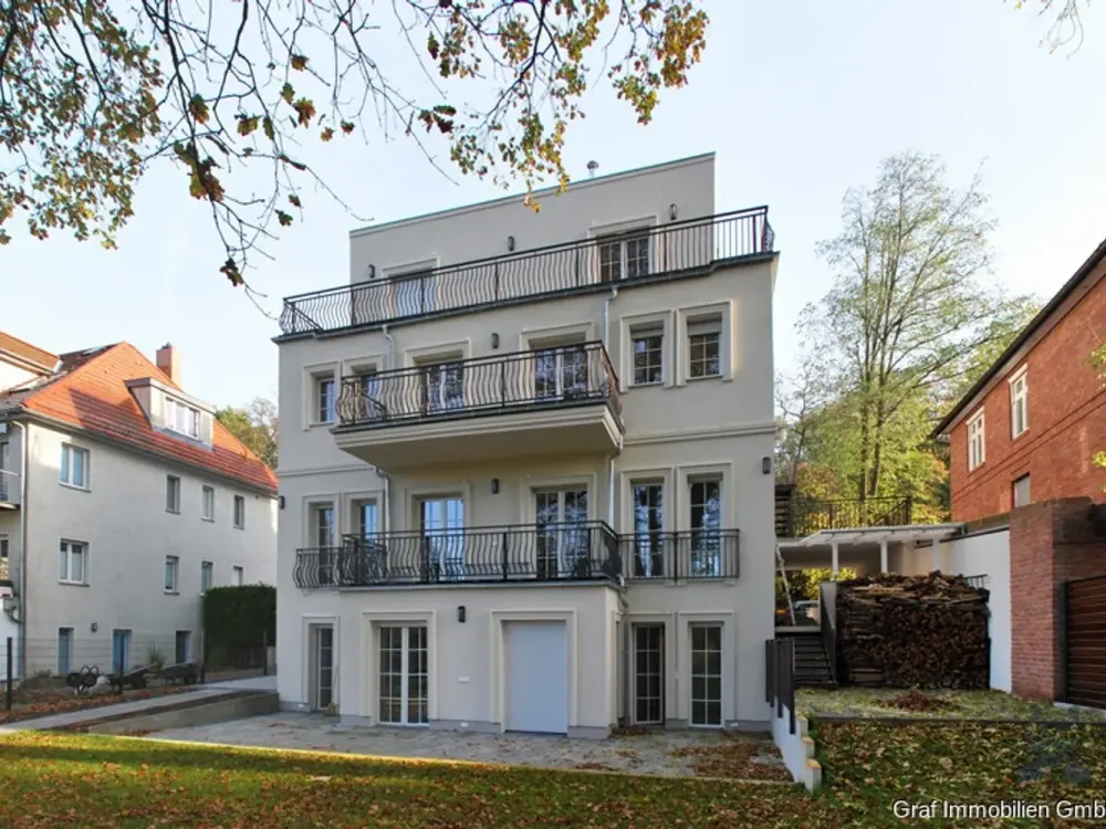 TOP 3 Zimmer Wohnung direkt am Wasser inkl. PWK Stellplatz und Bootssteg am Hubertussee