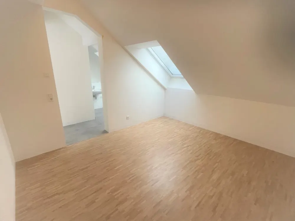 Exklusive Maisonette mit Haus-Charakter in herrlicher Lage SB-Schönbach am Stiftswald St. Arnual