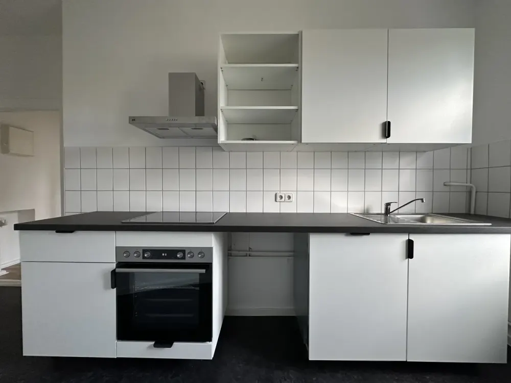 Ruhige 2-Zi-Wohnung mit neuer Einbauküche
