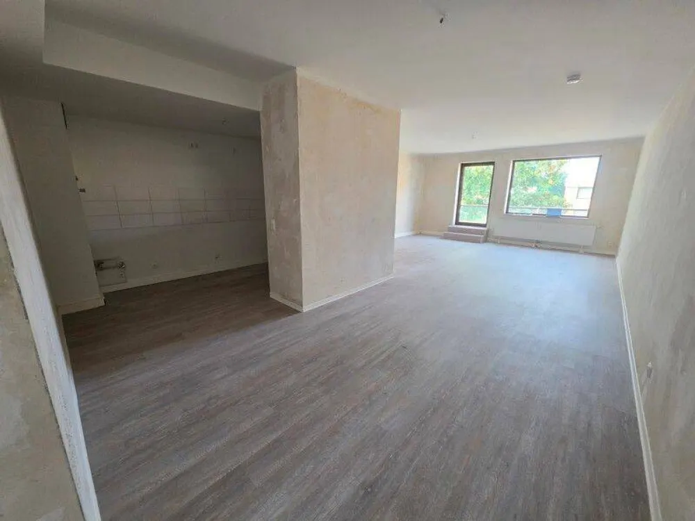 Wohnen am Benrather Schloss - Sanierte 2-Zimmer-Wohnung - Haus mit Aufzug