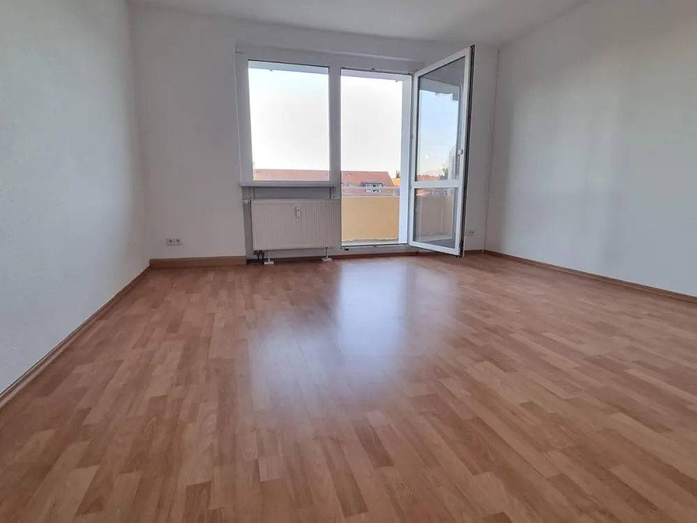 Ruhige Lage trifft gepflegten Wohnkomfort, 3-Zimmer-Wohnung mit Balkon in Tolkewitz