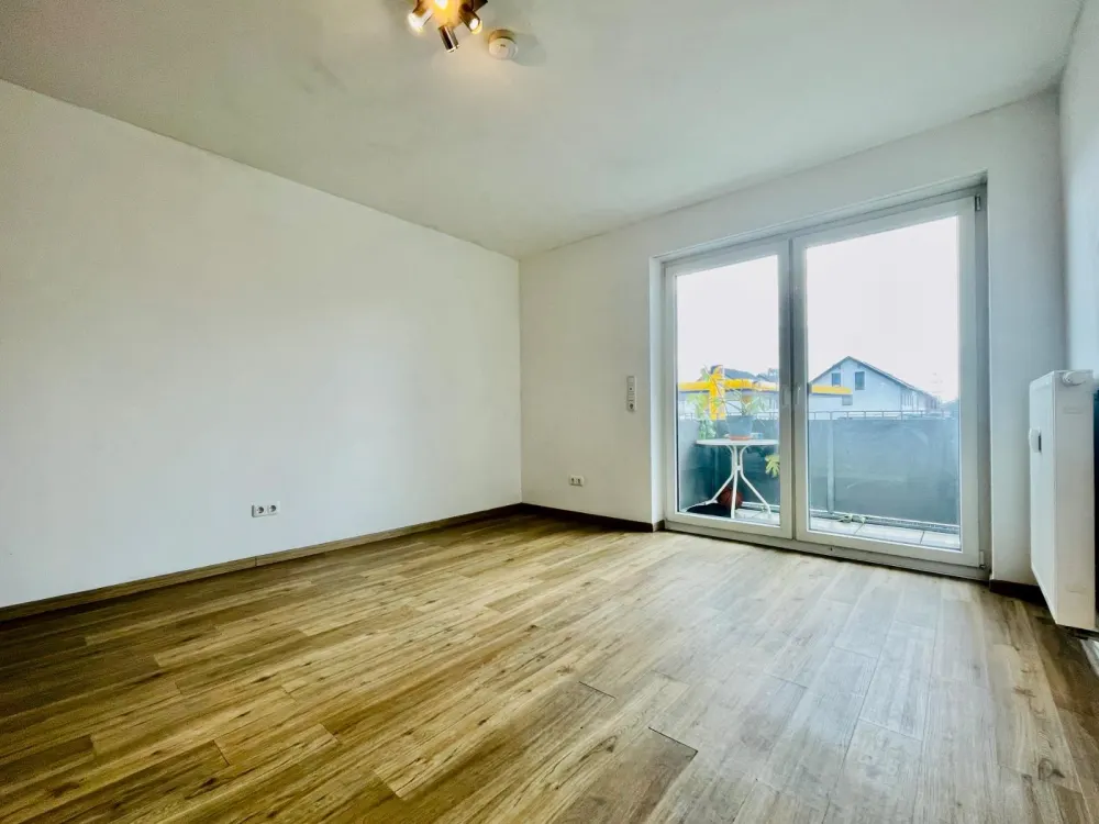 Schlosspark Apartments for Students & Trainees - Modern 1 Room Apartment