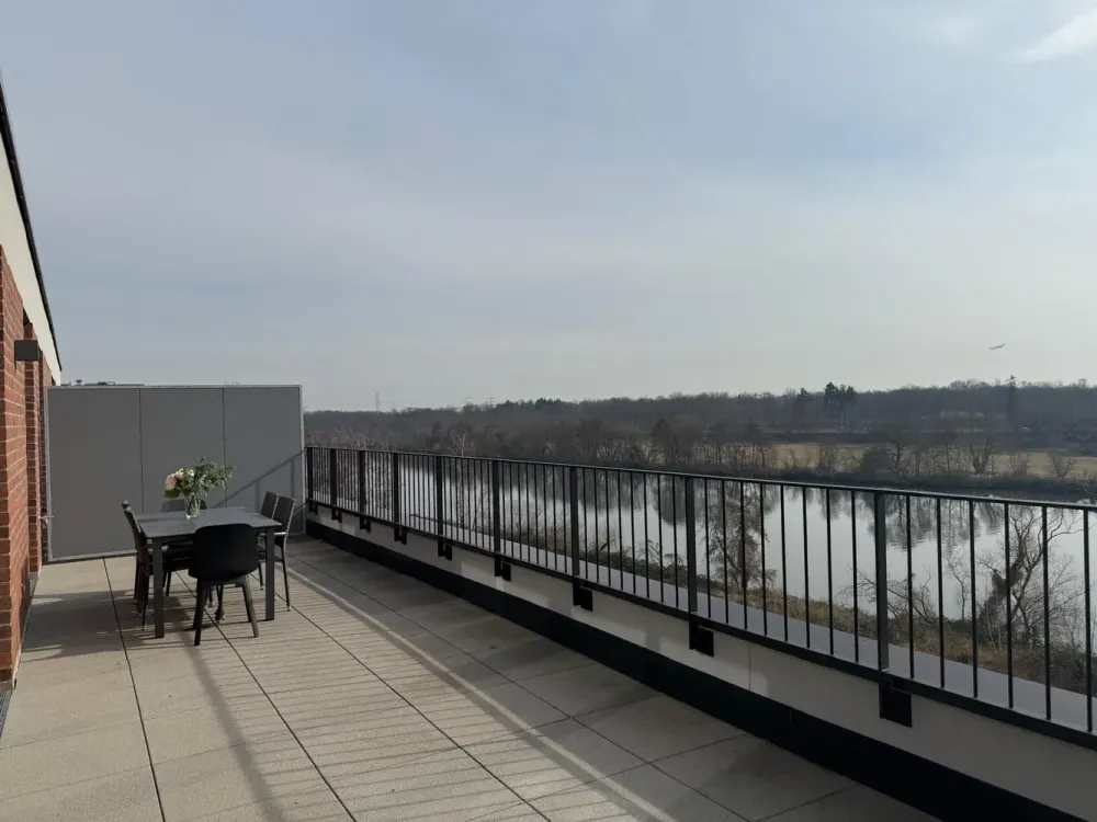 Möbliertes Penthouse mit sonniger Dachterrasse