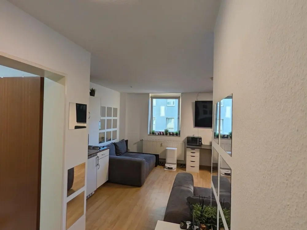 Helle 1-Zimmer-Wohnung mit Balkon in Köln-Nippes