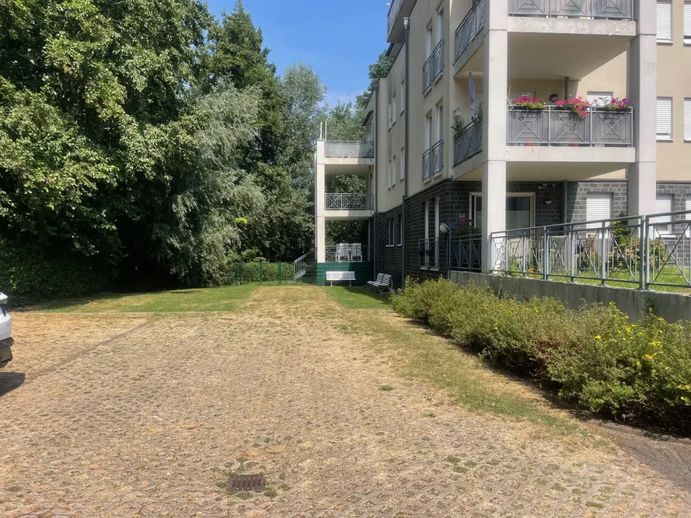Exklusive und voll möblierte Wohnung direkt am Stadtgarten