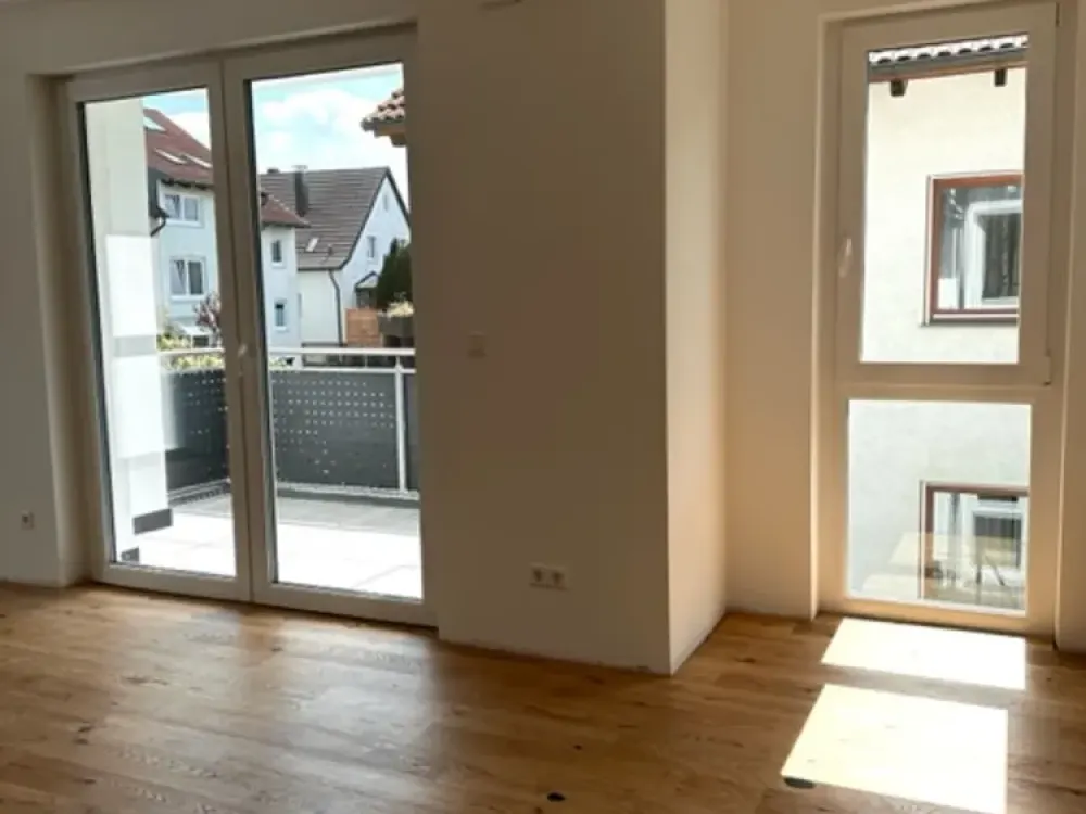 Moderne 3-Zimmer Wohnung mit Balkon und Stellplatz