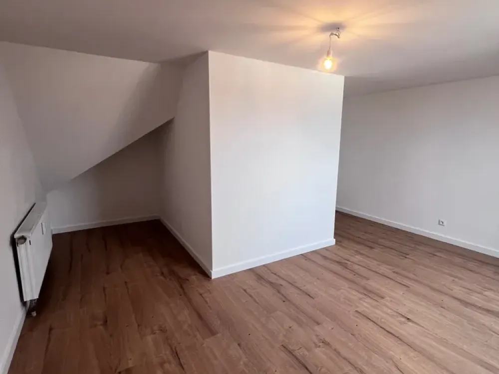 Frisch renovierte 3-Zimmer Maisonettewohnung