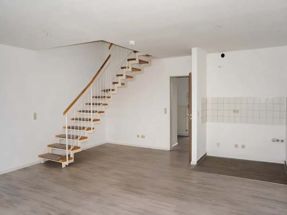 Central, very spacious maisonette apartment in Langenhagen Mitte