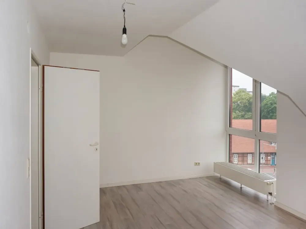 Central, very spacious maisonette apartment in Langenhagen Mitte