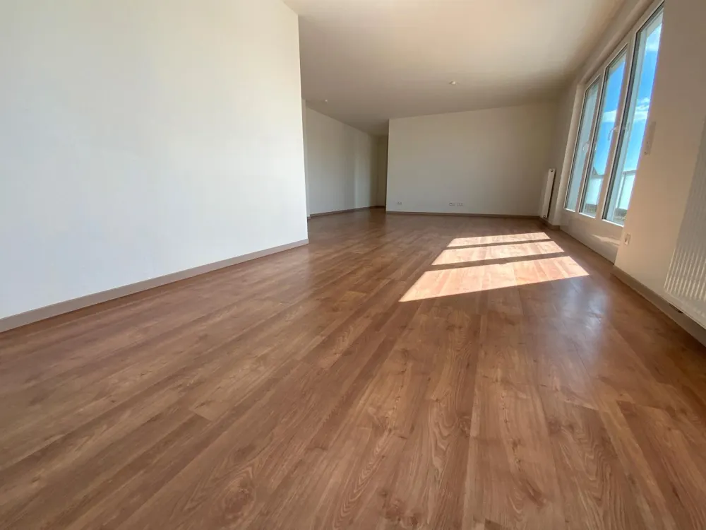 ***1600/47215/67 C25 „Wohnen über den Dächern: Stilvolle 3-Zimmer-Staffelgeschosswohnung“