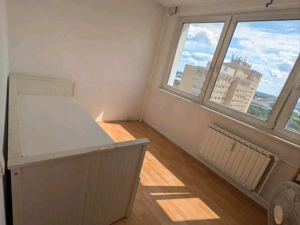4 Zimmerwohnung frei langfristig möbliert
