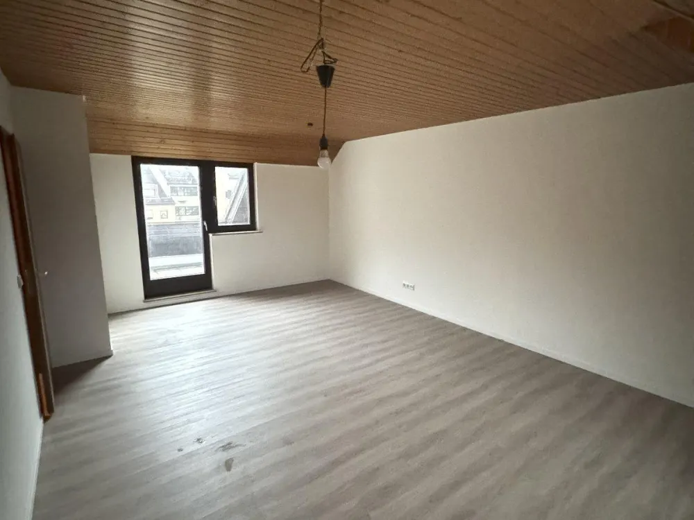 Zentrale 2-Zimmer-Wohnung mit EBK und Balkon