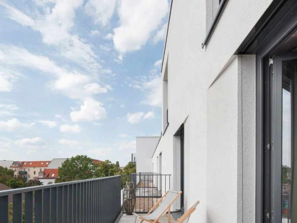 Neon Wood Student Housing in Berlin Adlershof - Deluxe Loft Balcony