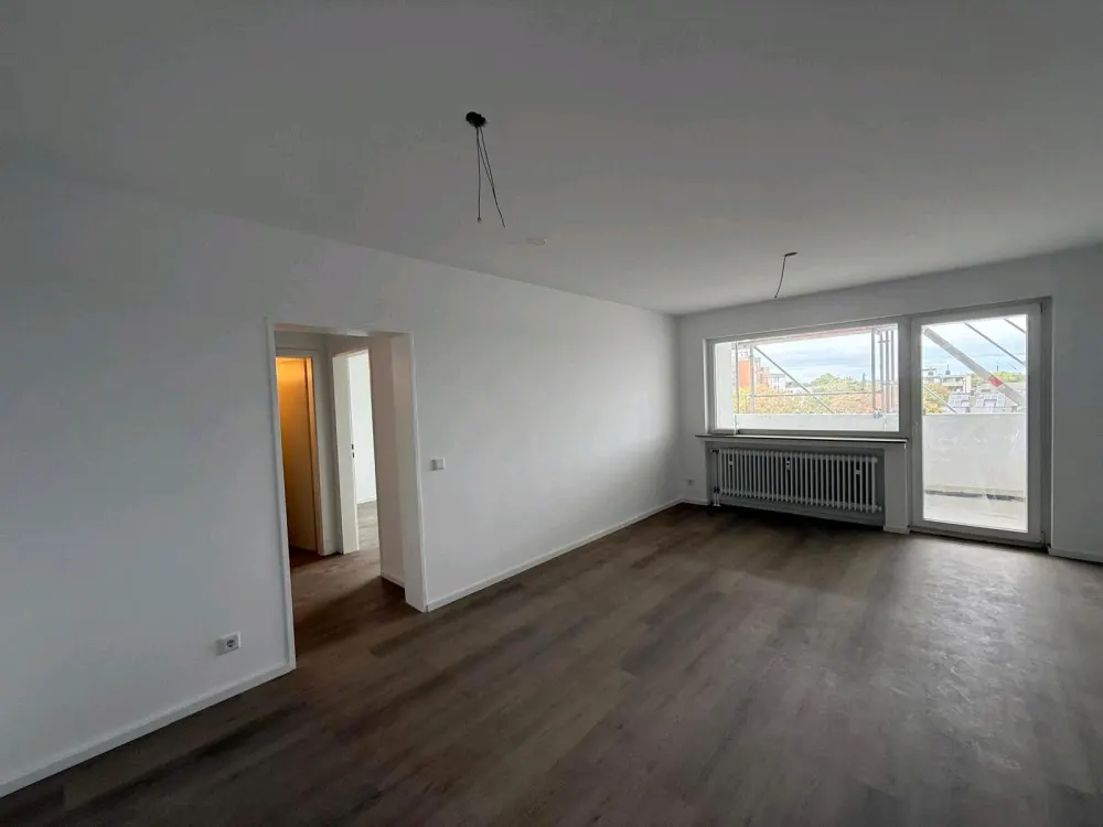 Charming, bright 2-room apartment with cathedral view