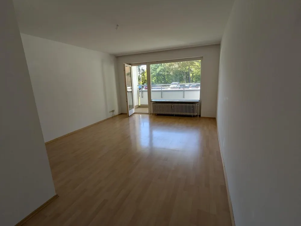 Helles 1 Zimmer Appartment mit Balkon und Stellplatz