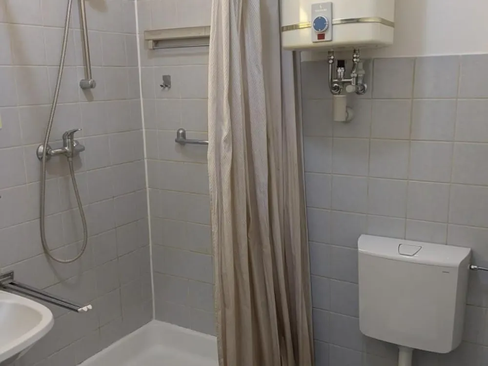 Helles 1 Zimmer Appartment mit Balkon und Stellplatz