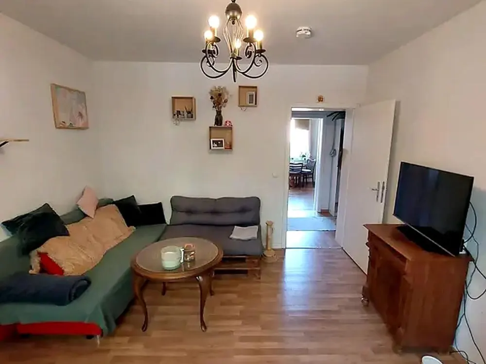 Gepflegte 2,5 Zimmer Wohnung mit 56m2