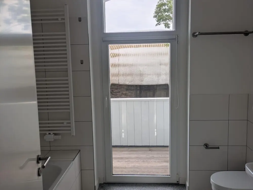 Pretty 2-Room Apartment in Arnstadt Available Immediately