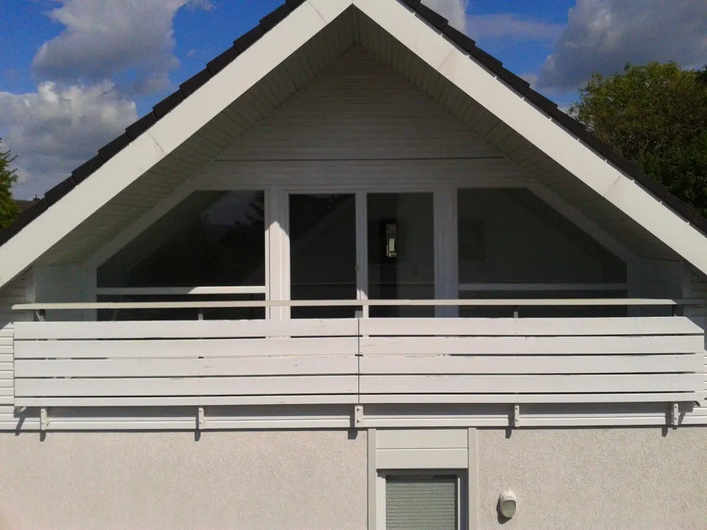 Holzwickede: attraktive, sonnige 2,5 Zim.-Whg. von Privat