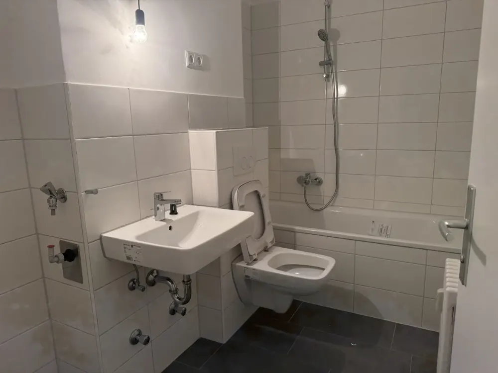Schöne Wohnung sucht Mieter: 2-Zi.-Wohnung in zentraler Lage