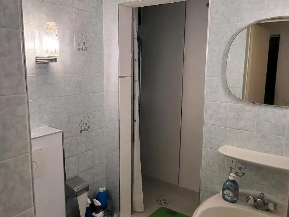 1-Zimmer-Wohnung vom 01.10 bis 31.10 zur Zwischenmiete