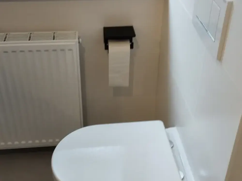 Kernsanierte, stilvolle 3-Zimmer-Wohnung in ruhiger Waldrandlage