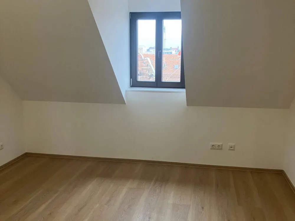 3-Zimmer-Neubau-Maisonette im Dachgeschoss eines Baudenkmals