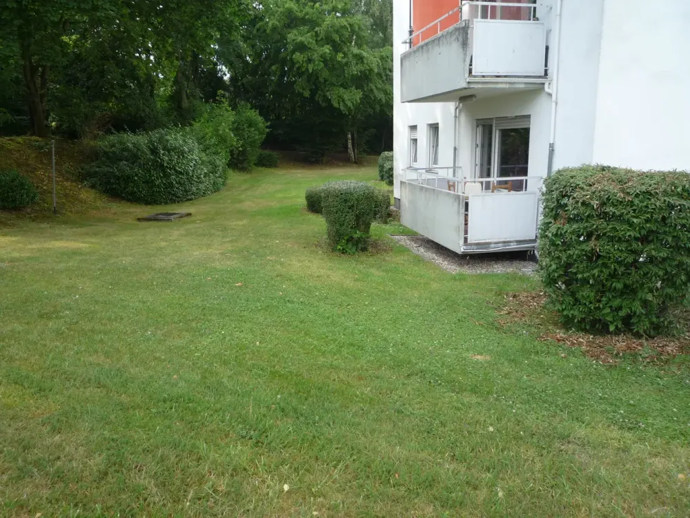 Schöne 3-Zimmer-Wohnung in Friedrichsdorf-Seulberg | Balkon + Aufzug | EG-HP | 0.4