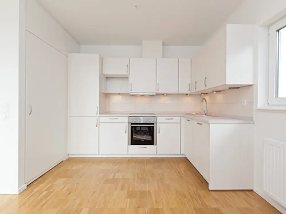 LICHTDURCHFLUTETE 2,5 Zimmer Penthousewohnung mit großer Dachterrasse!