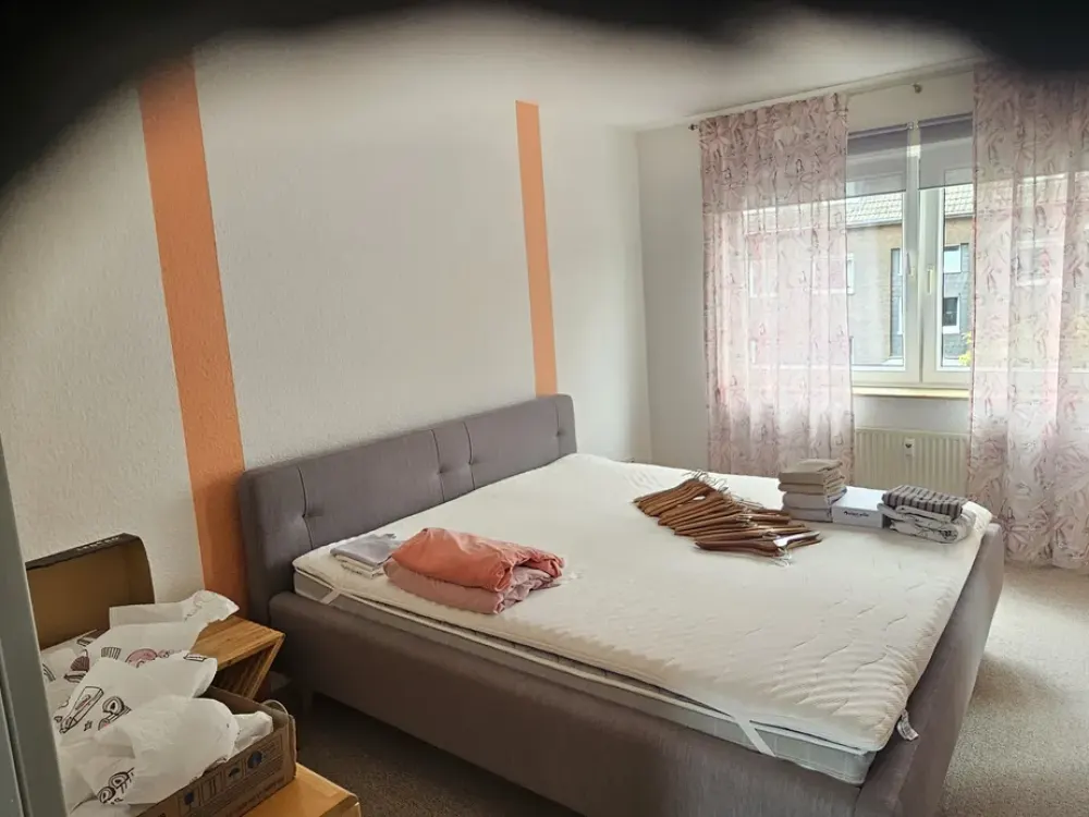 Nachmieter für schicke Wohnung in Alt Wanheim gesucht. Küchenübernahme möglich ( Neuwertig ).