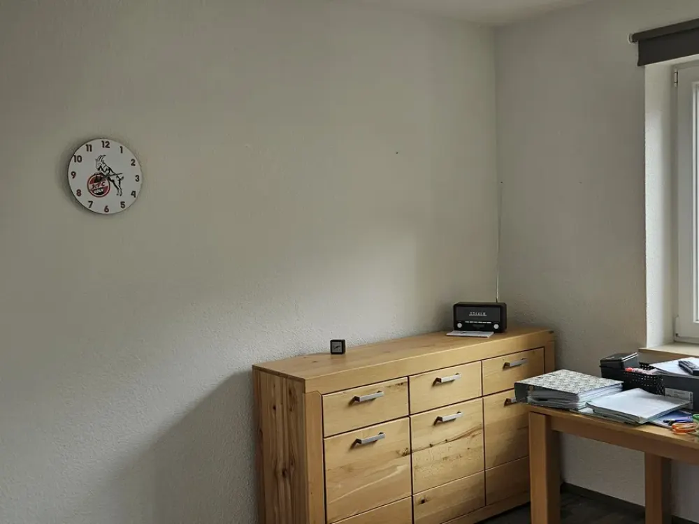 Nachmieter für schicke Wohnung in Alt Wanheim gesucht. Küchenübernahme möglich ( Neuwertig ).