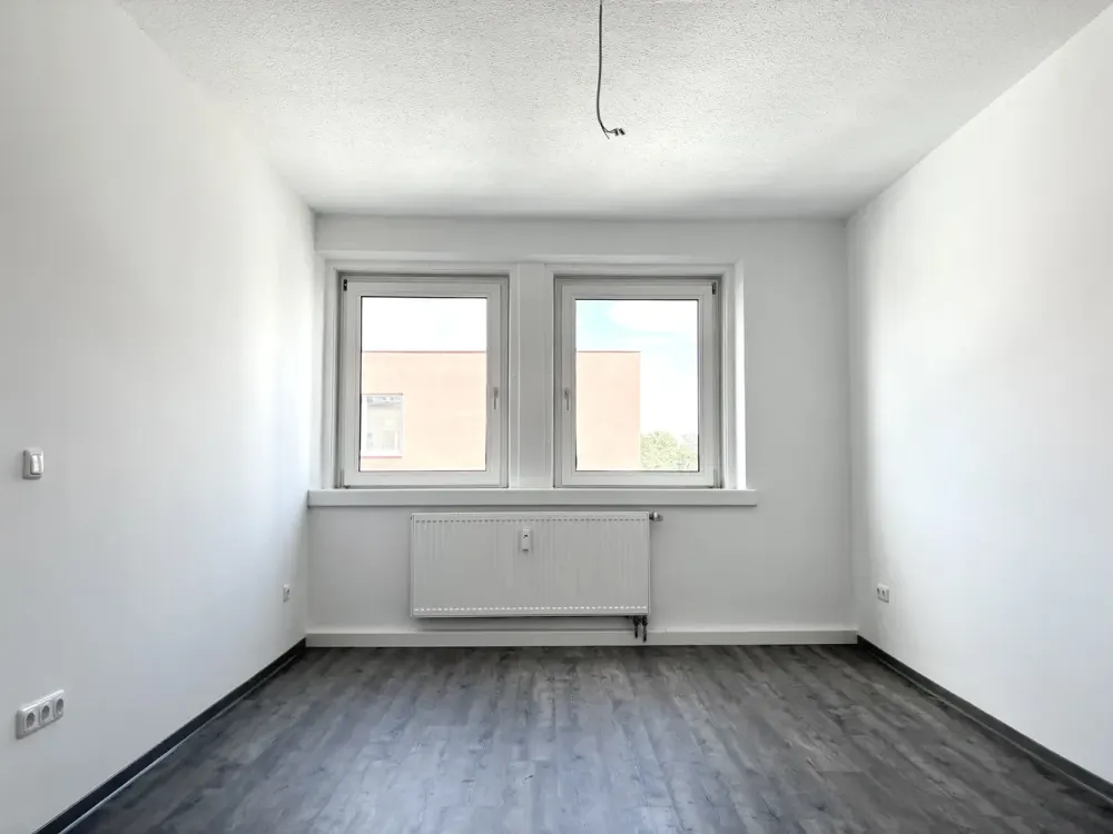Renovierte und gut geschnittene 2-Zimmer-Wohnung ab sofort frei