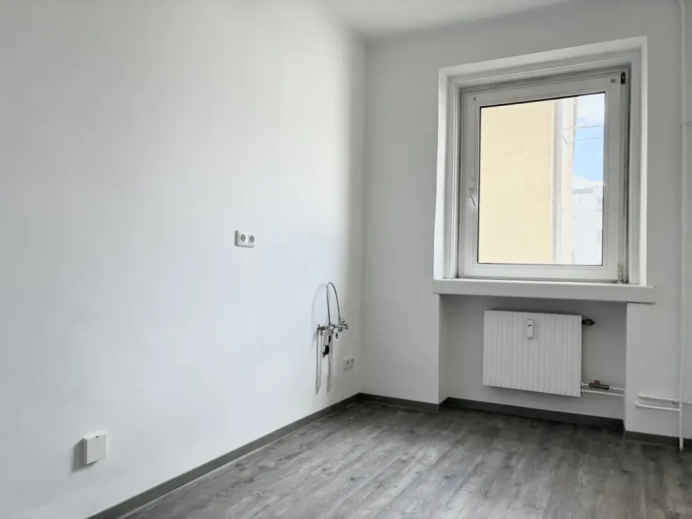 Renovierte und gut geschnittene 2-Zimmer-Wohnung ab sofort frei
