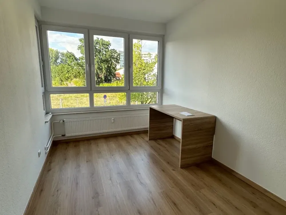 Hell & gut geschnittene 3-Zimmer-Wohnung mit Balkon in Berlin-Friedrichsfelde