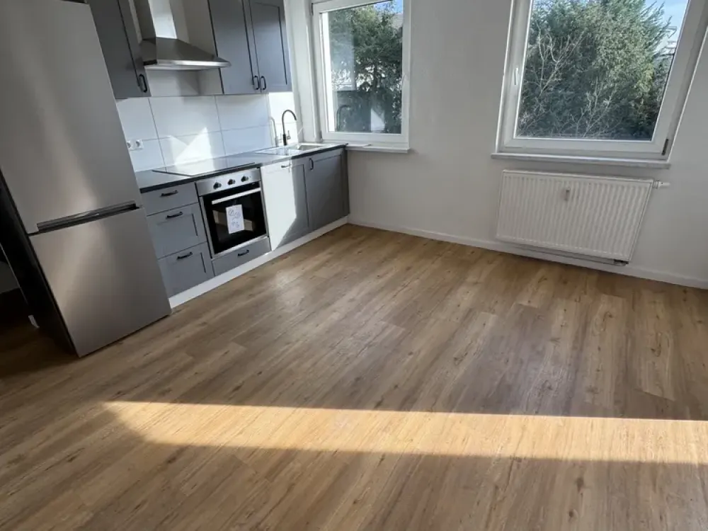 sanierte 1,5 Zimmer Wohnung in Rodenkirchen